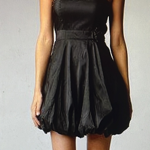 BCBG Paris perfect little black bubble dress 6-8 - Picture 5 of 11